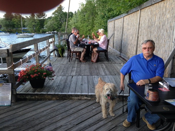 Lake House Pub & Grill - Lake Bomoseen VT - 05