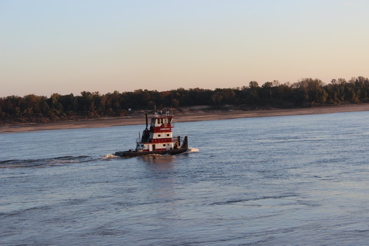 Tom Sawyer RV Park - RV on the Mississippi - 01